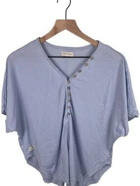 Simply Southern Light Blue Short Sleeve V-Neck Button Top, Size: XXL